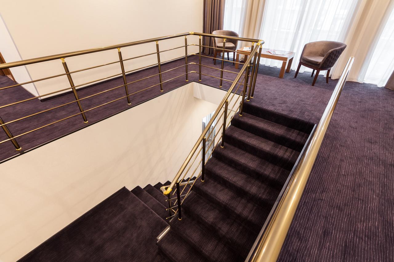 Crystal Hotel Kiev Exterior foto