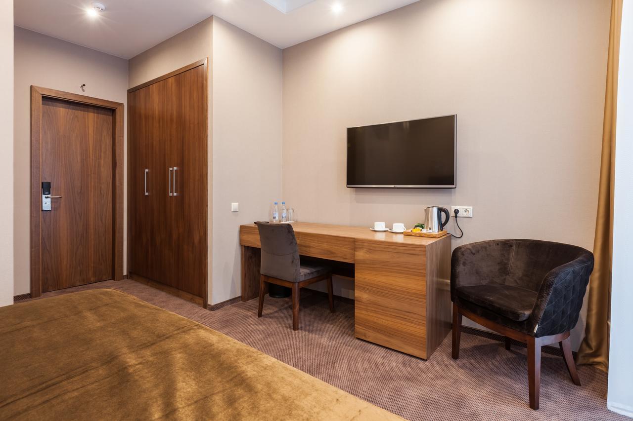 Crystal Hotel Kiev Exterior foto